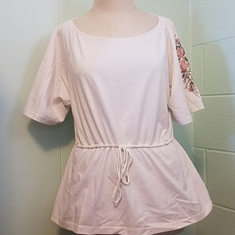Rose embroidered top